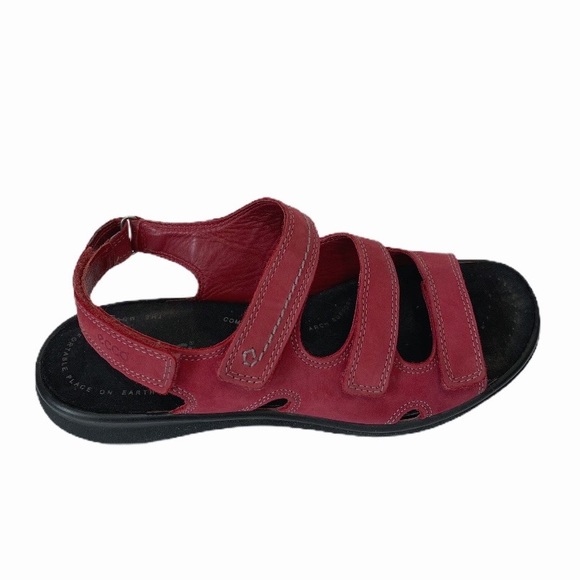 ecco breeze sandals
